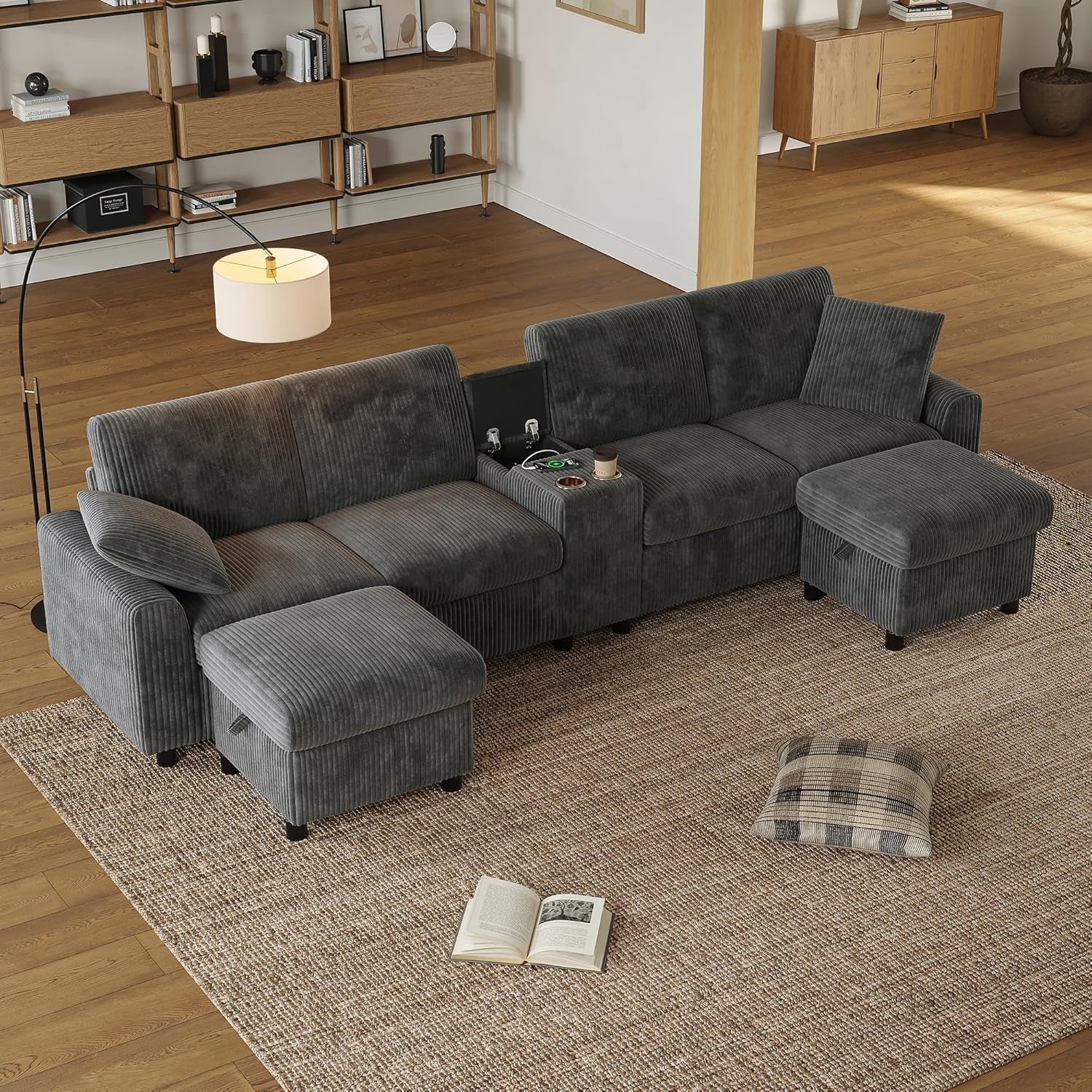 Modulares U-formiges 4-Sitzer Ecksofa mit Hocker, Stauraum, Getrankehaltern, Steckdosen sowie USB- und